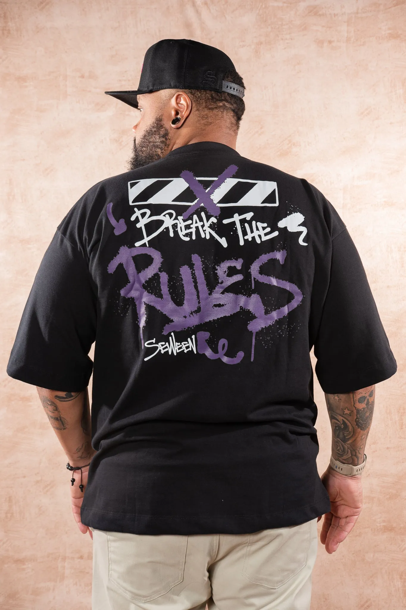 Camiseta Oversized Break The Rules