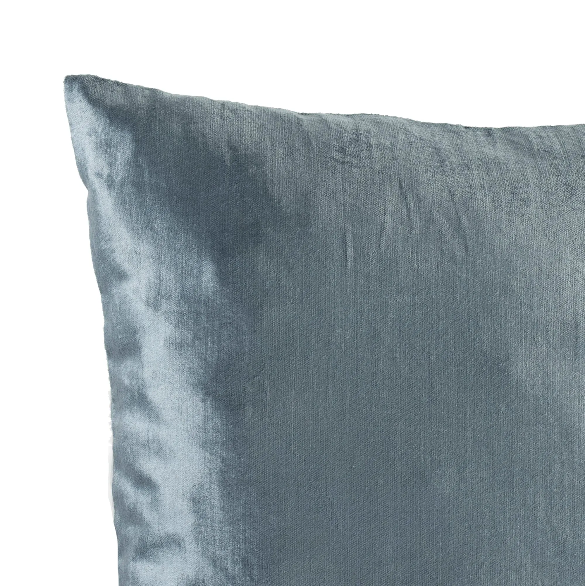 Gracie Gillmore Solid Decorative Pillow