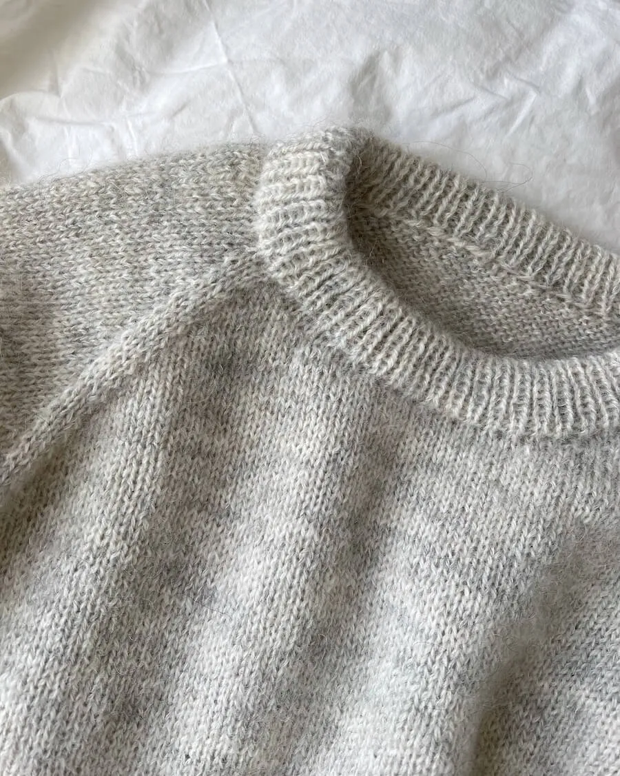 Monday Sweater af PetiteKnit, strikkeopskrift