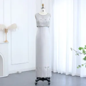 Vestido de Festa Luxo com Parte Superior e Barra Decorados em Strass